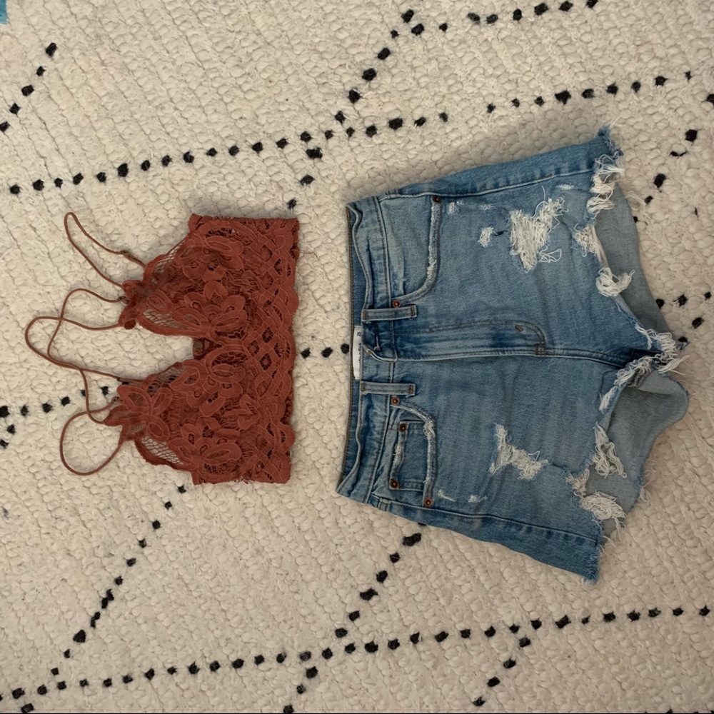 Abercrombie High Rise Mom Short size 25/0